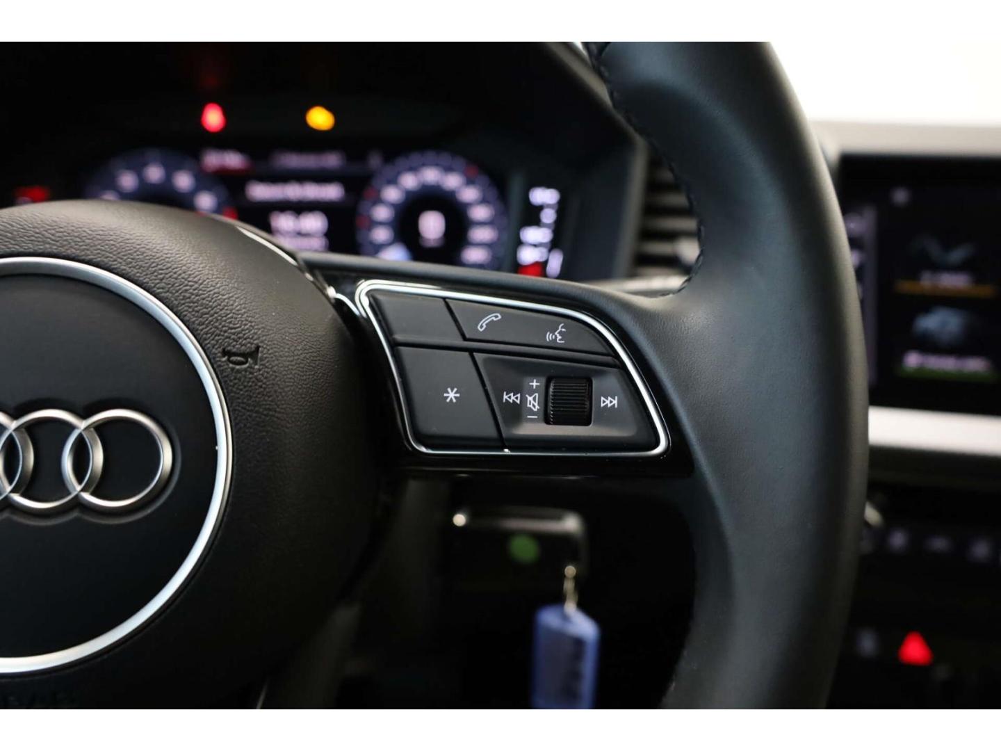 Audi A1 Sportback 30 TFSI Advanced LED/GRA/SH, миниатюра 16