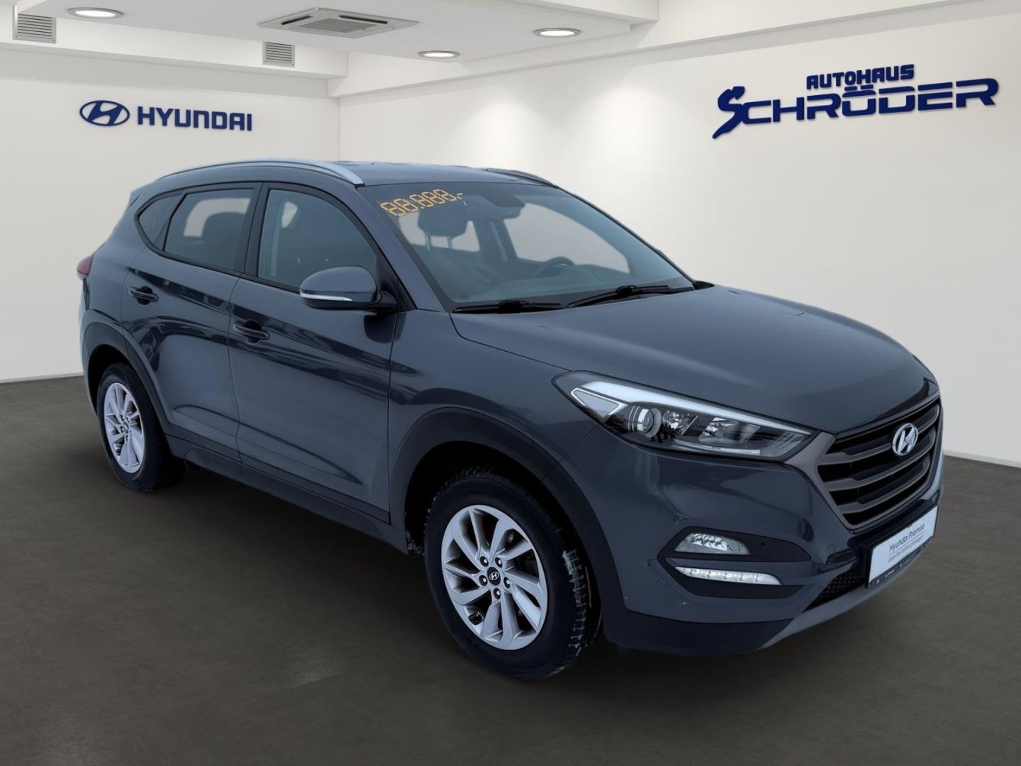 Fahrzeugabbildung Hyundai Tucson 1.6 Benzin Rückfahrkamera Sitzheizung Kli