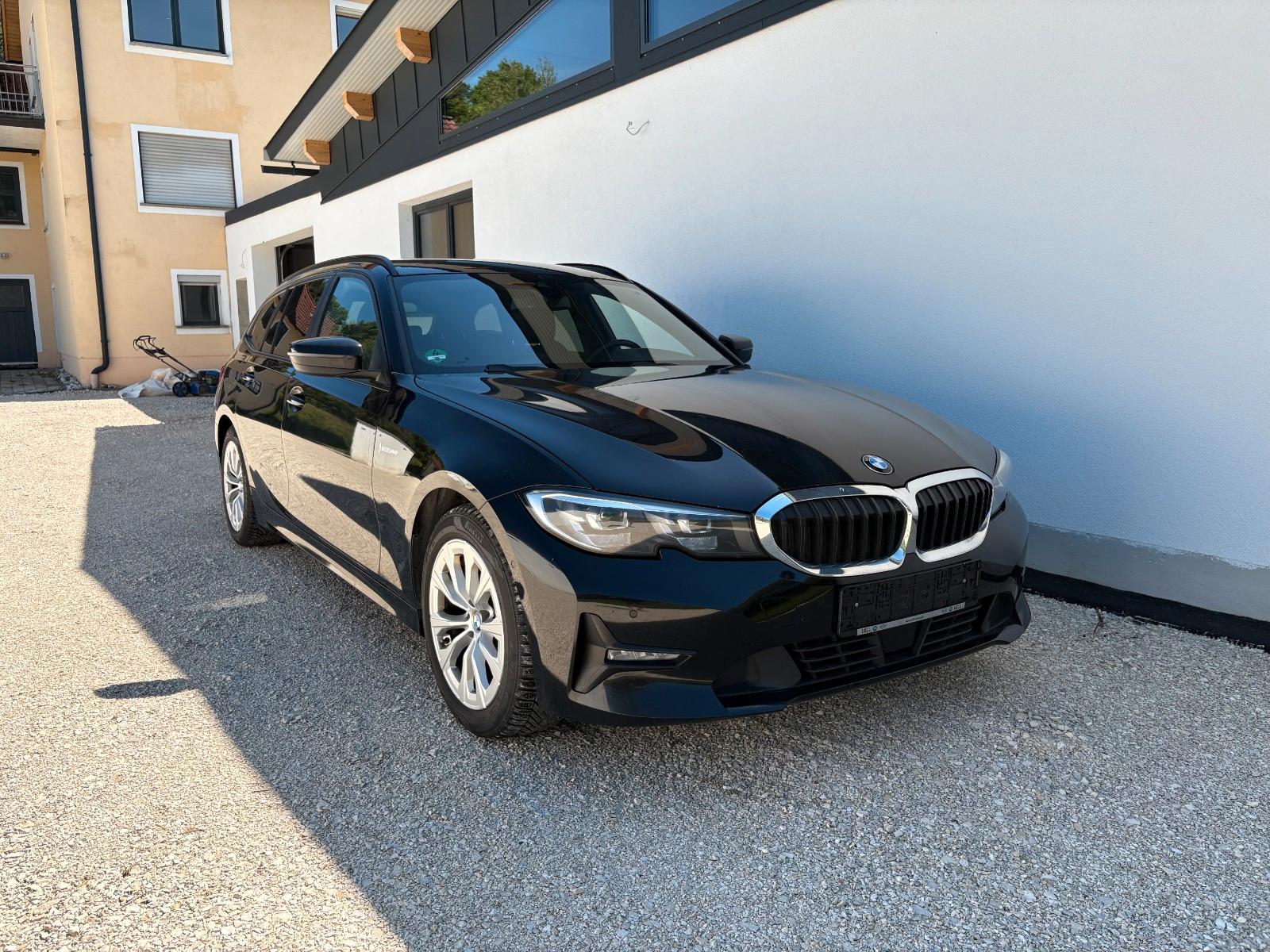 BMW 320d Touring  Advantage ACC,AHK, Vermittlung