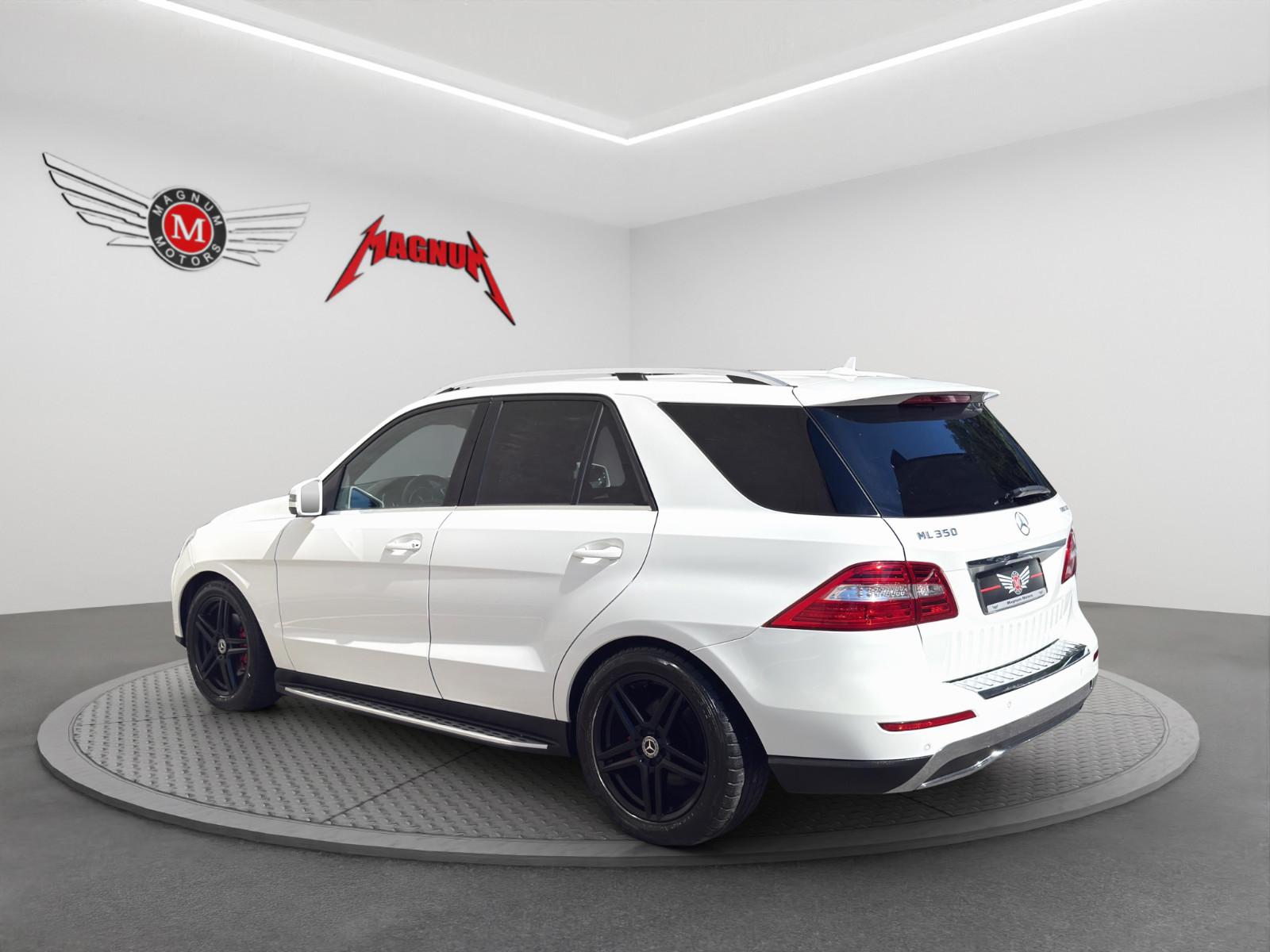 Mercedes-Benz ML 350CDI V6 4MATIC*Leder*Bi-Xenon*360°*Schieb.*
