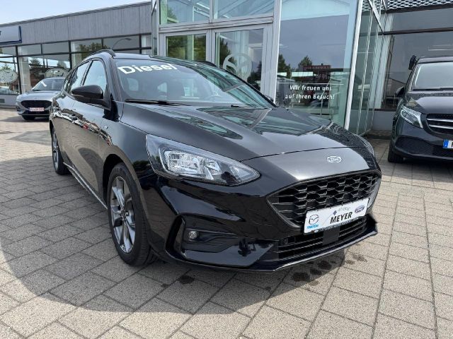 Ford Focus Turnier 1.5 ST-Line PanoKamera