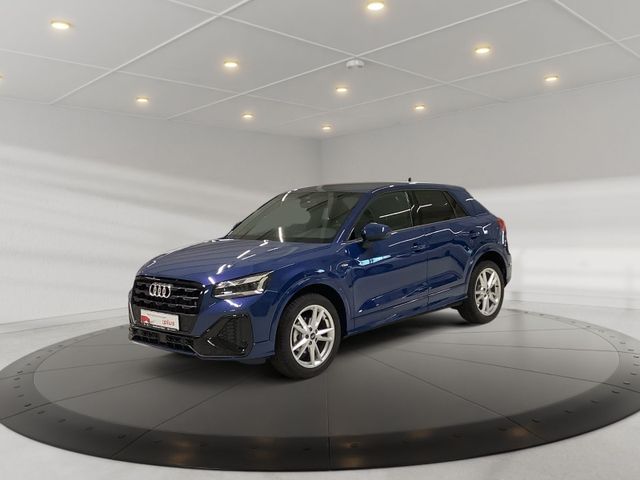 Q2 S line 35 TFSI 110 kW S tronic,Matrix LED,AHZ