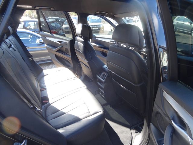 Fahrzeugabbildung BMW X5 xDrive 30d/Mega-Optik/HUD/AHK/2.Hd/20-Zoll/