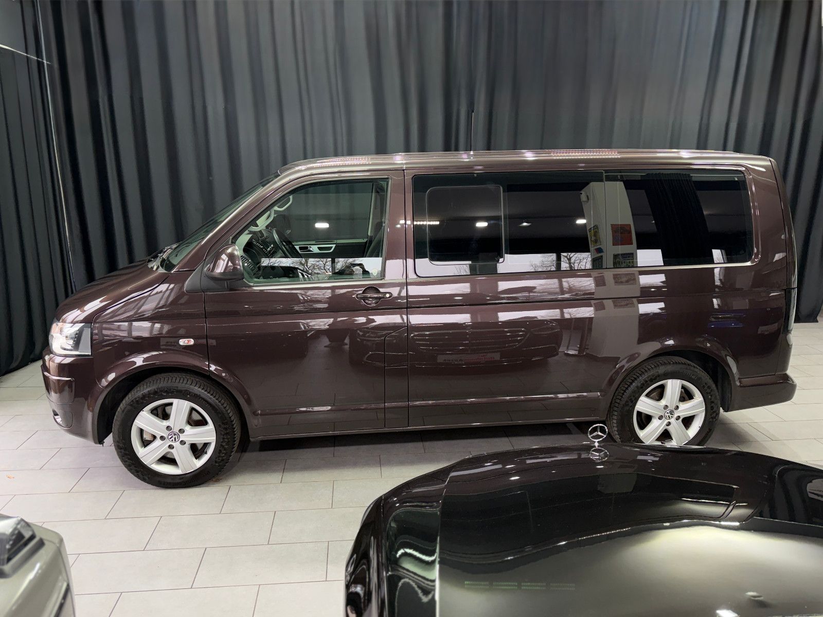 Fahrzeugabbildung Volkswagen Volkswagen T5 Multivan Comfortline 4Motion