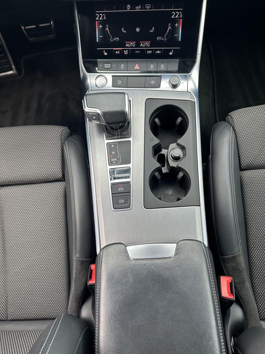 Fahrzeugabbildung Audi A6 Avant 45 TDI Qu S-Line NAV+LED+KAMERA+19ZO+PP