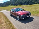BMW 320 i  6 Zylinder 118tkm Oldi,Automatic ,Klima!! - BMW 320 aus 1991