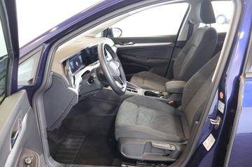 Volkswagen Golf VIII 2.0 TDI Life AID+ACC+LED+KAM+CARPLAY