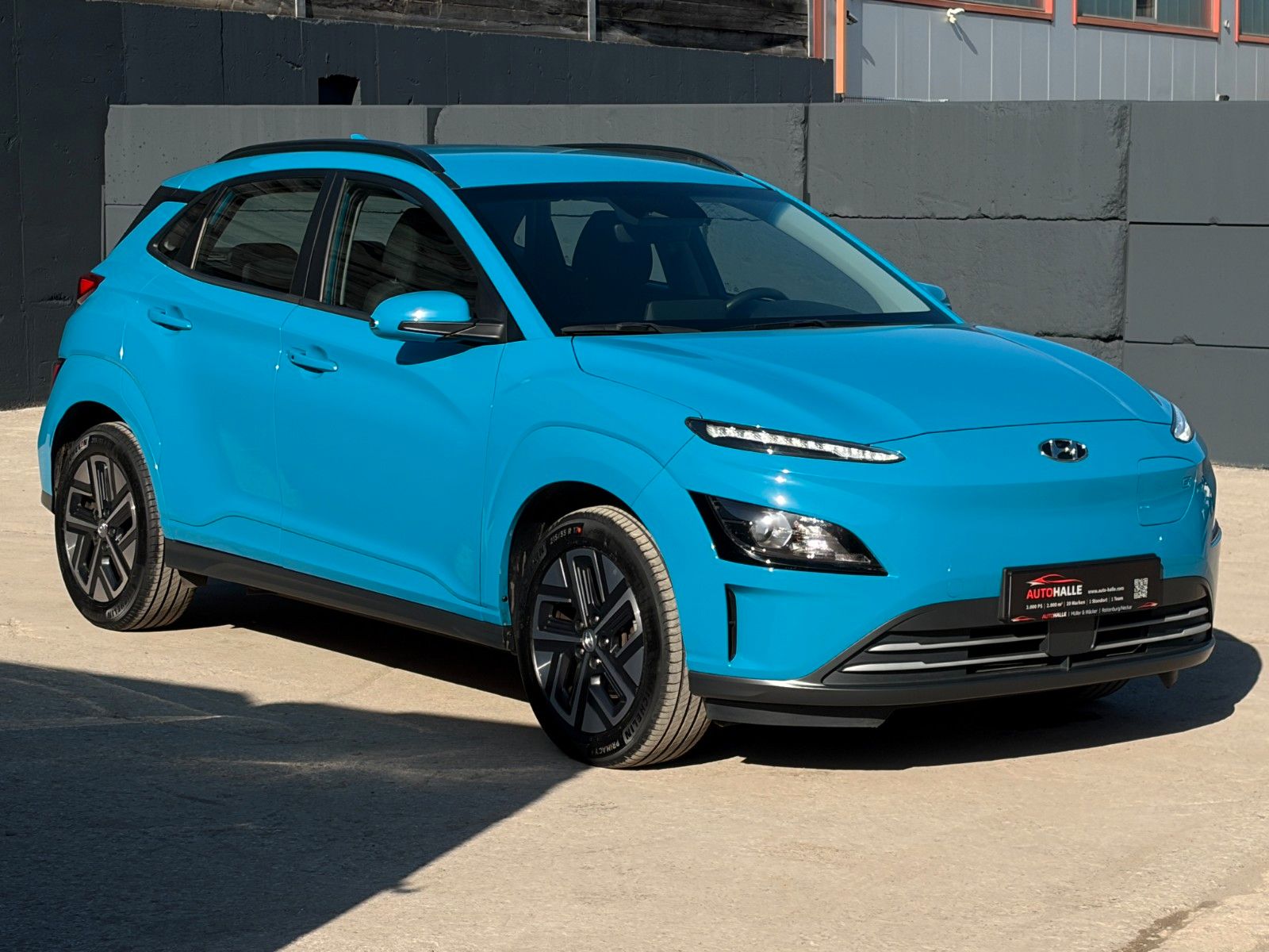Fahrzeugabbildung Hyundai KONA E Select ACC LHZ SHZ LKAS PDC KAM