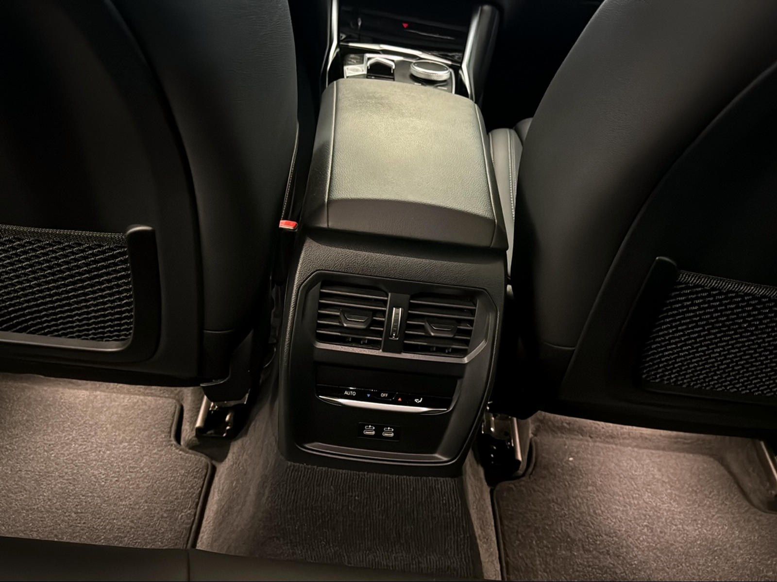 BMW 318i Touring Navi AHK PDC Sportsitze foto 19