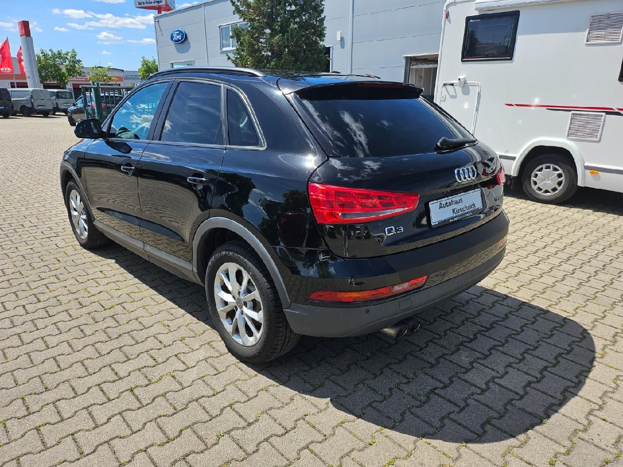 Fahrzeugabbildung Audi Q3 Automatik Allwetter