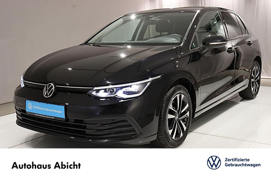 Volkswagen Golf UNITED 1.5 TSI LED NAVI PDC TEMPOMAT ACC FR