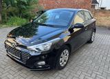 Hyundai i20 Select 1.2/Klima/Navi/Kamera/1Hand - Hyundai i20 Gebrauchtwagen in Dresden
