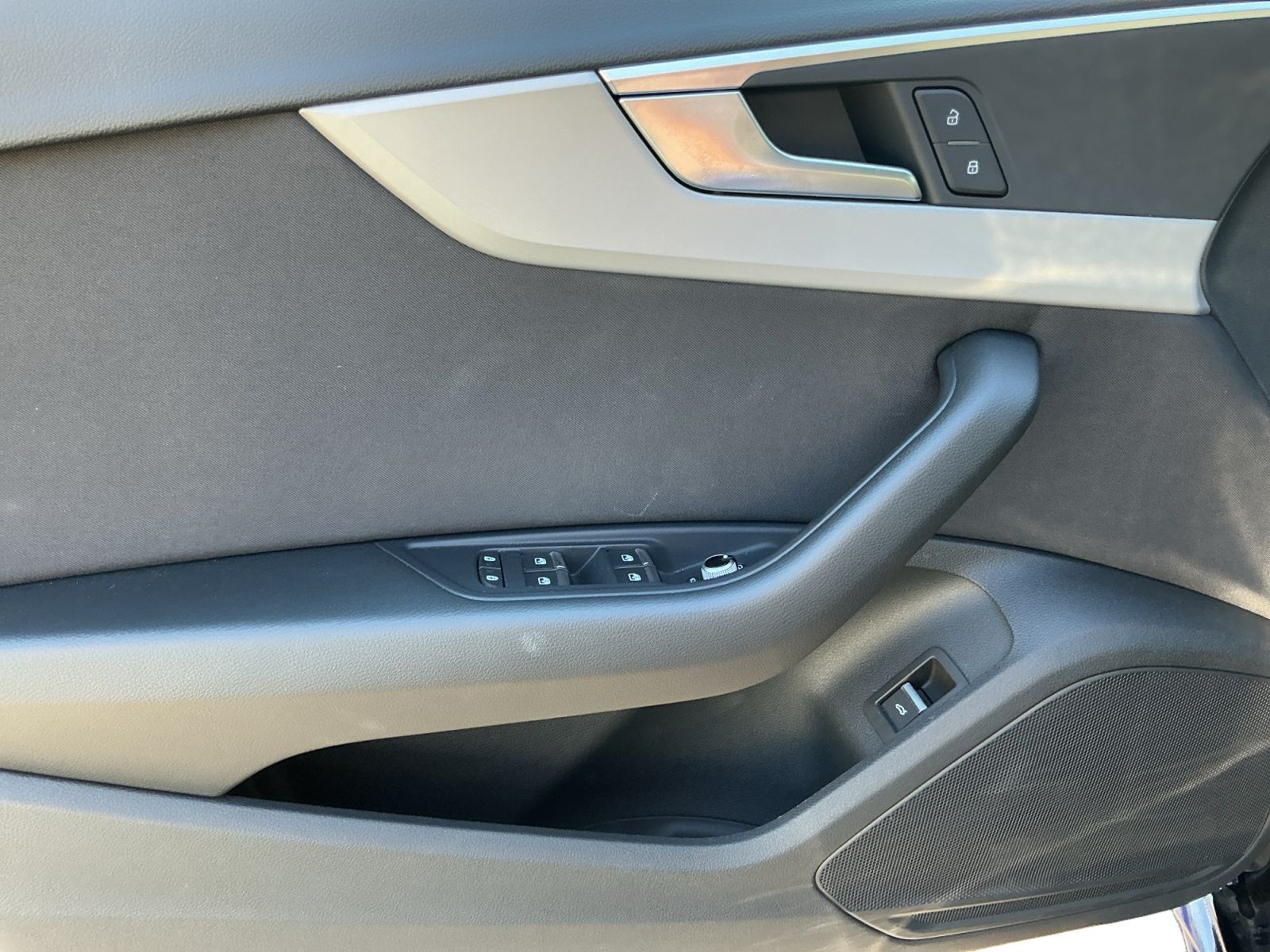 Audi A4 - Bild 15