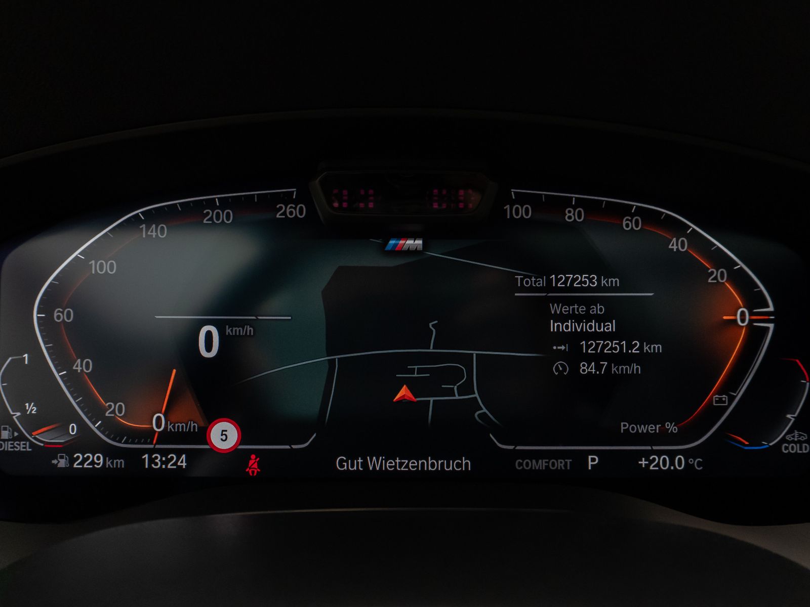 Fahrzeugabbildung BMW 540d xD M Sport Panoram Kamera Laser HUD H/K 19"