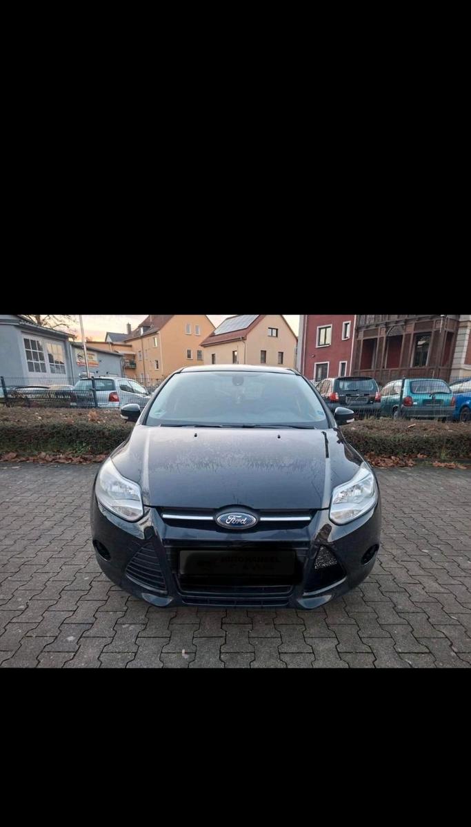 Ford Focus 2014 — photo 8