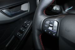 Fahrzeugabbildung Ford Focus Hybrid ST-Line Turnier LED CAM ACC WinterP