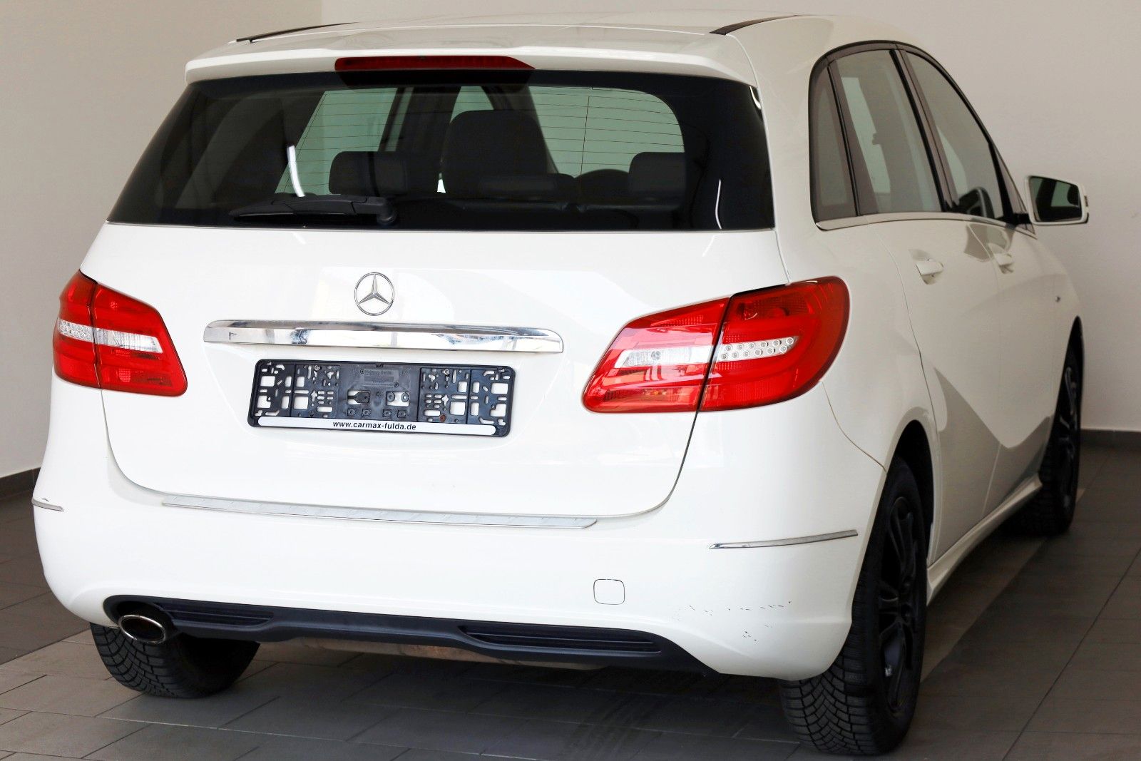 Fahrzeugabbildung Mercedes-Benz B 180 Leder,Navi,Xenon,SH,PDC,SR+WR