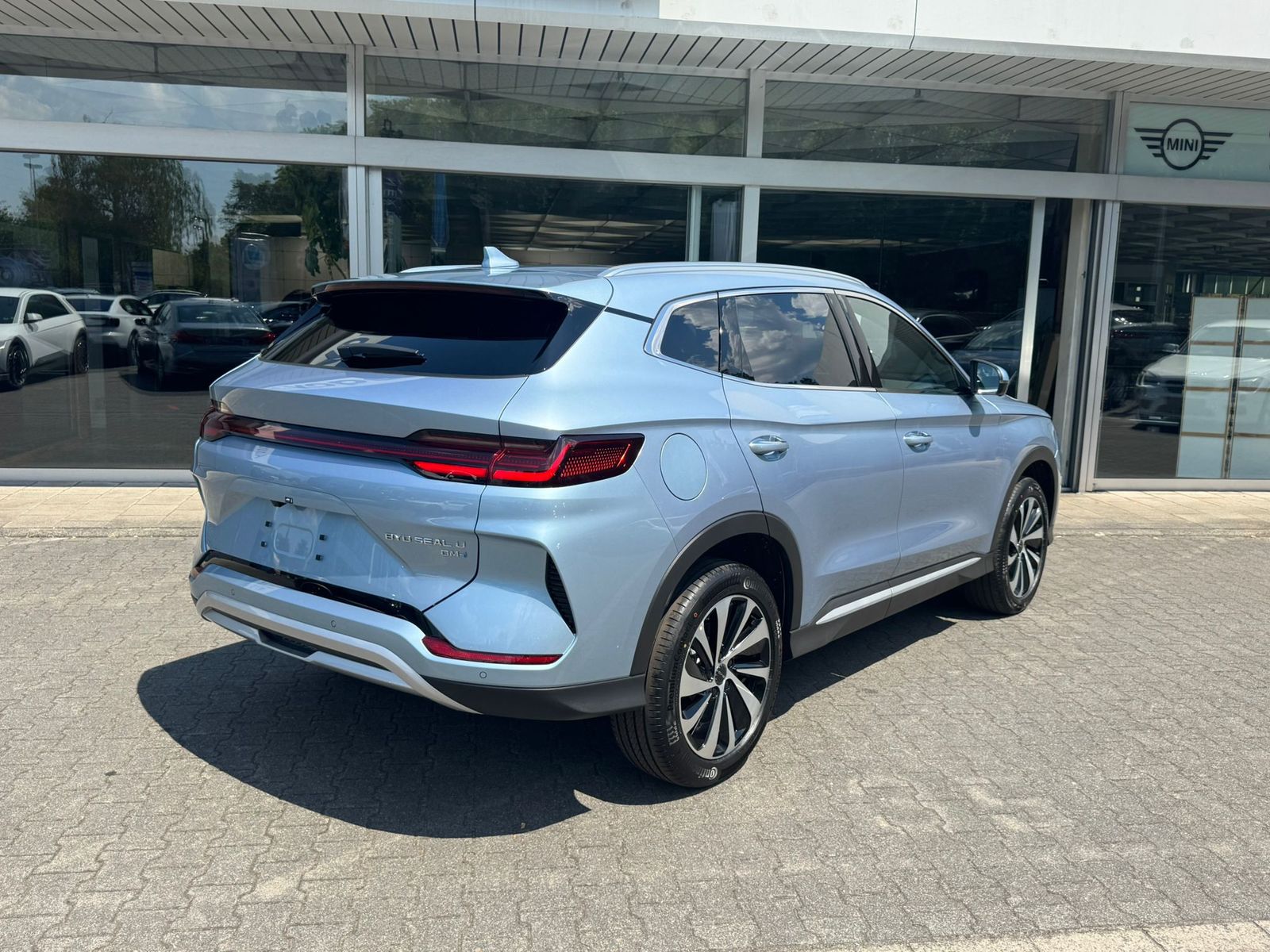 Fahrzeugabbildung BYD SEAL U DM-i PHEV SOFORT VERFÜGBAR PANO+HEAD+NAVI