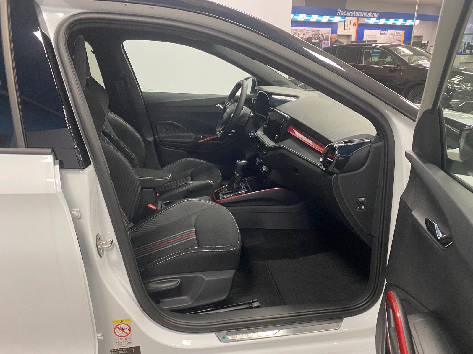 Fahrzeugabbildung SKODA Fabia 1.0 TSI DSG Monte Carlo+KAMERA+AppCon+PDC+