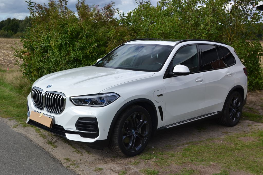 Image of BMW X5
