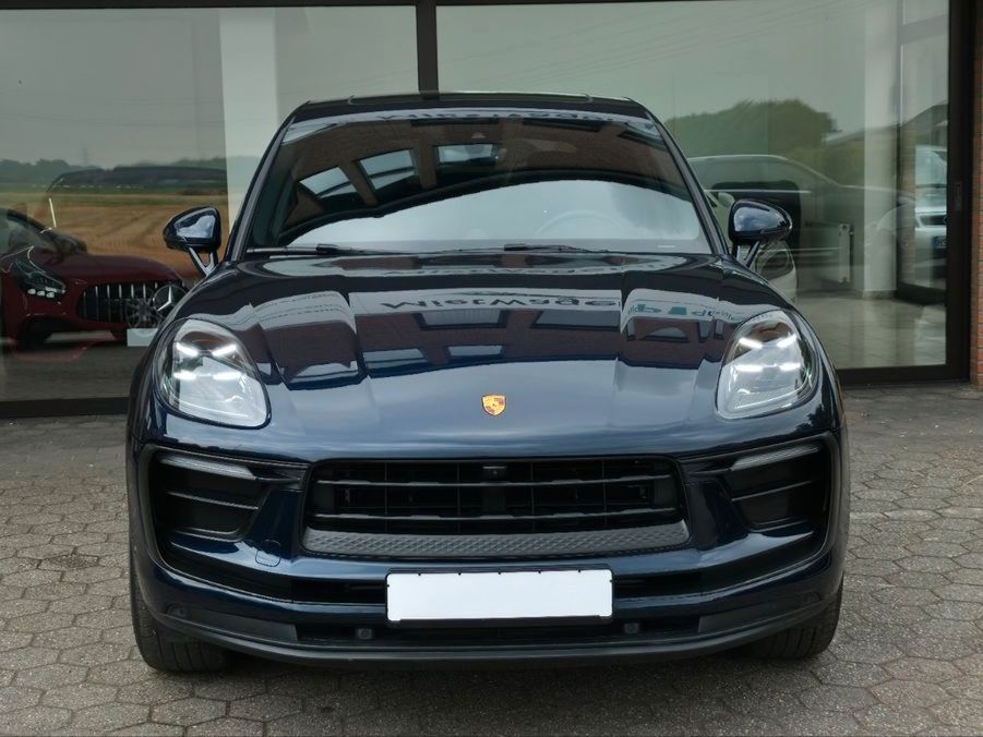 Image of Porsche Macan