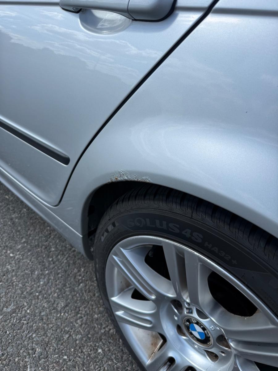 BMW 325 2004 — photo 14