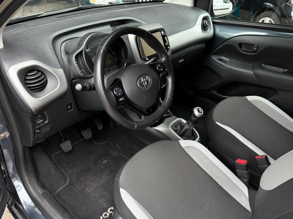 Toyota Aygo (X)