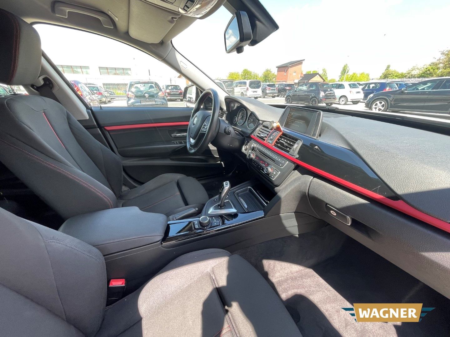 Fahrzeugabbildung BMW 320 Gran Turismo d xDrive Sport Sitzheizung