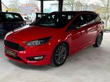 Ford Focus Turnier ST-Line/AUTOMATIK/LED/NAVI/Top - Ford Focus: Rot