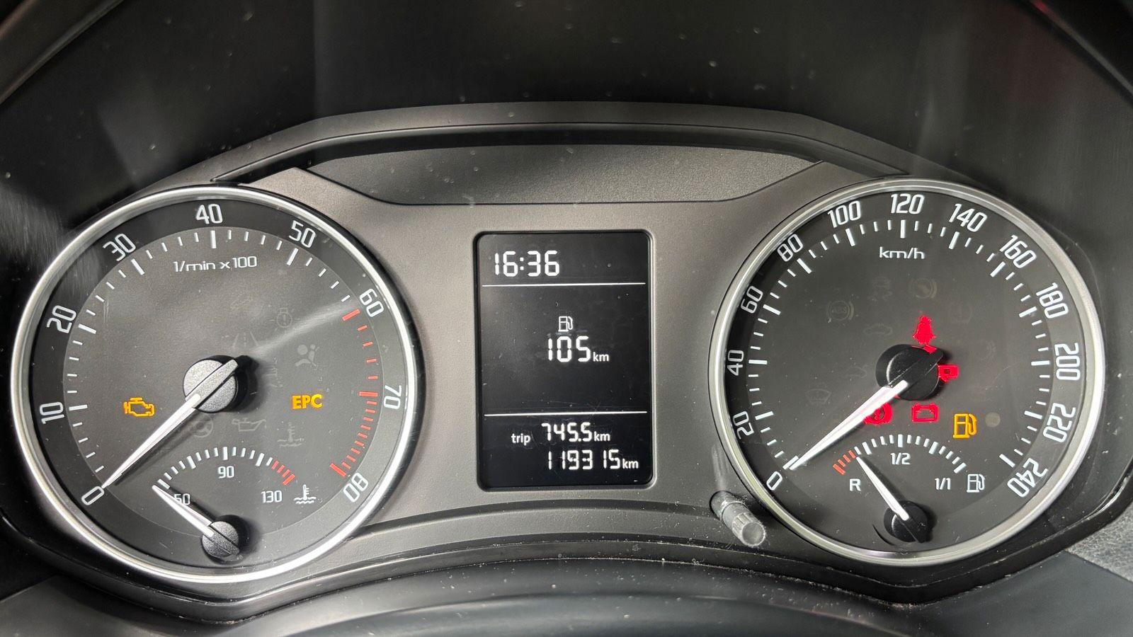 Skoda Octavia 2009 — photo 6