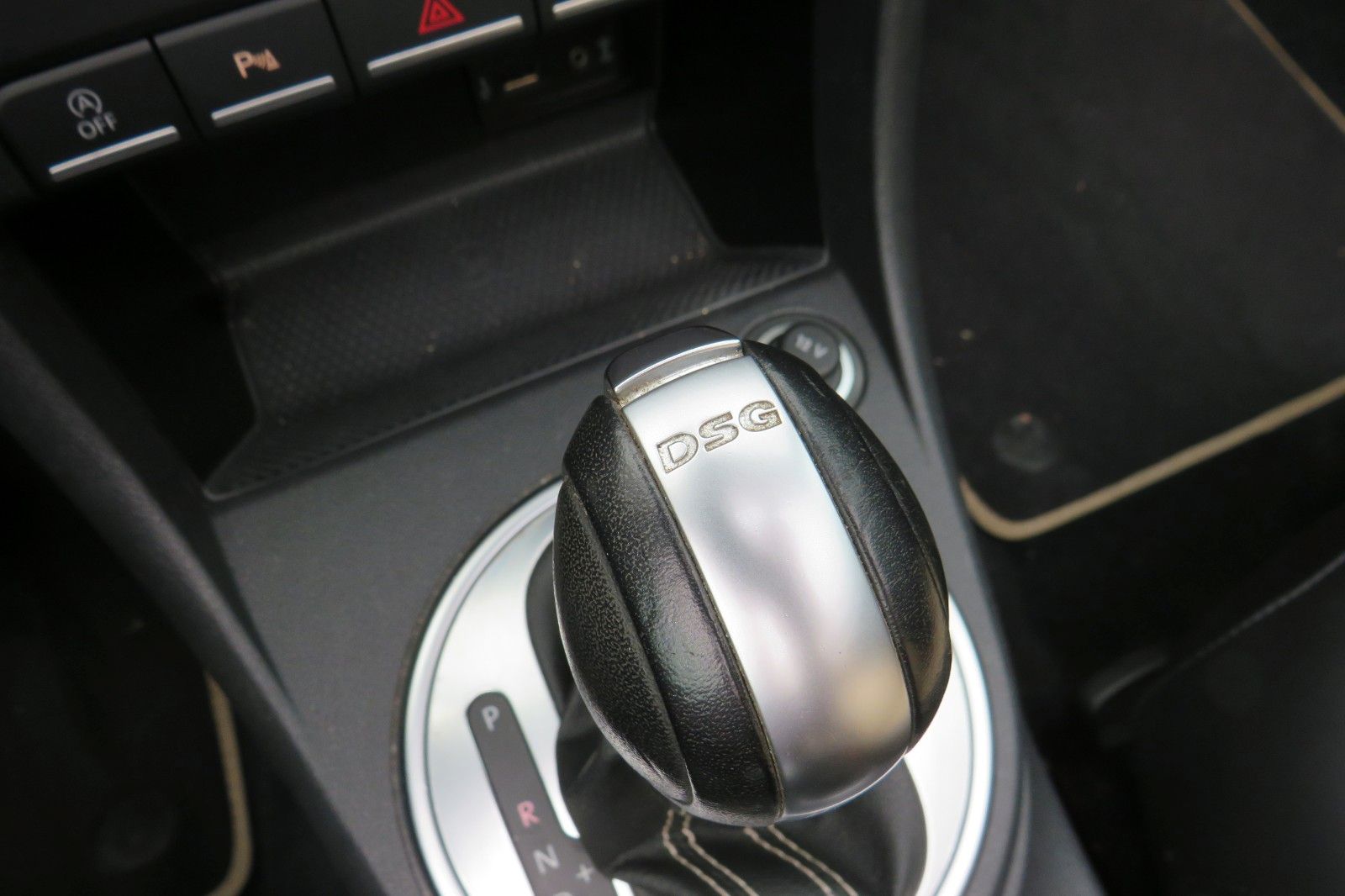 Fahrzeugabbildung Volkswagen Beetle Cabriolet EXCLUSIVE SPORT DSG XENON LEDER