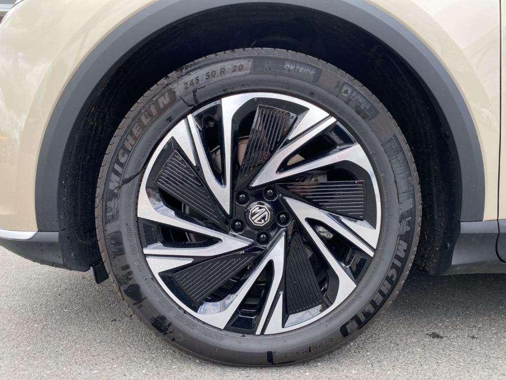 MG S6 EV Luxury AWD ACC/20''LM-Felgen/Lenkrad&Sitzh