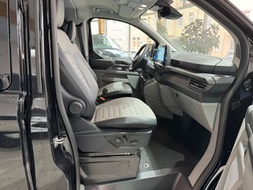 Ford Tourneo Custom 2.0 EcoBlue L1 Titanium