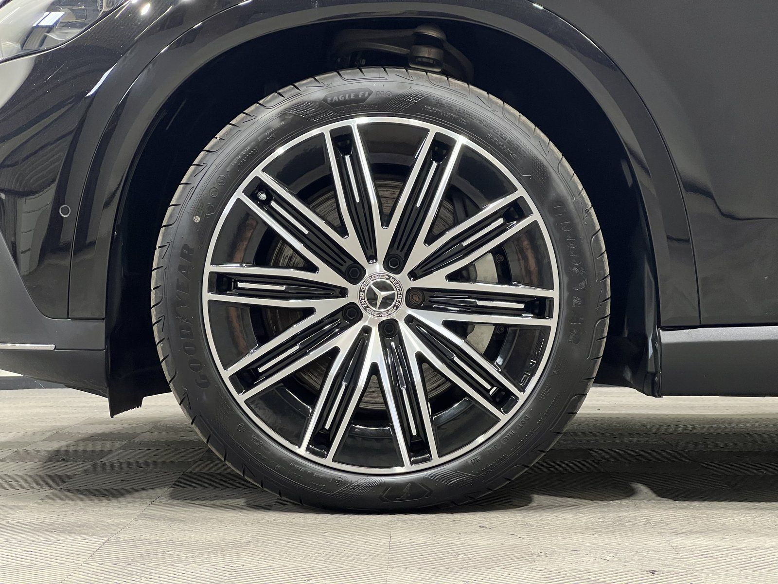 Mercedes-Benz EQE 500 4M SUV AMG Premium Plus 21' Head 4xSHZ foto 3