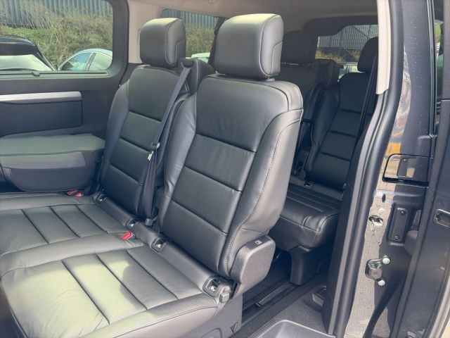 Peugeot Traveller L3 2.2 Diesel 180 EAT8 Allure