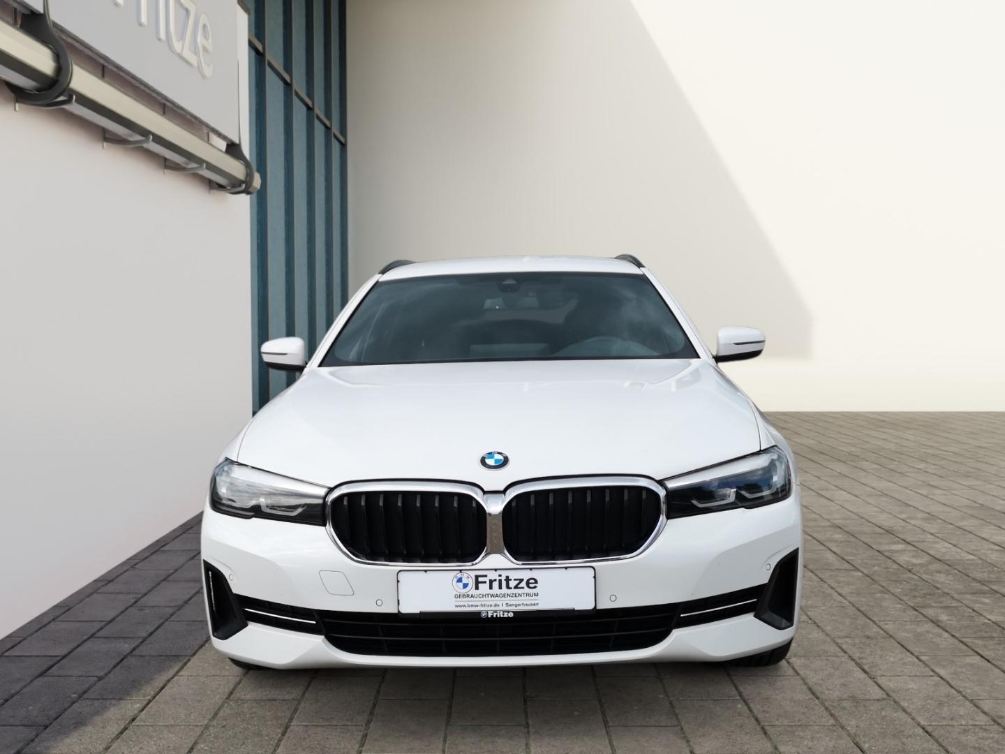 BMW 520 d Tour.  LED+NAVI+KLIMAAUTO+STANDHEIZUNG+PDC