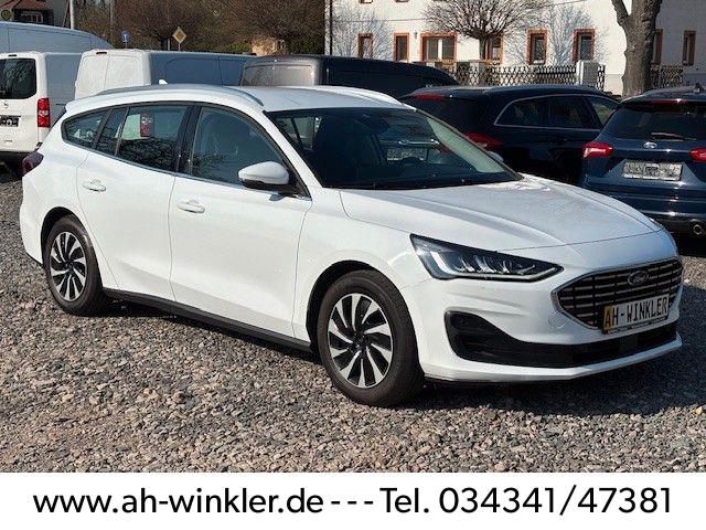 Ford Focus Turnier Titanium Automatik*PDC*Navi*LED