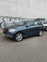 Mercedes-Benz Mercedes ML250 blaue TEC - Mercedes-Benz ML 250 Gebrauchtwagen in Berlin