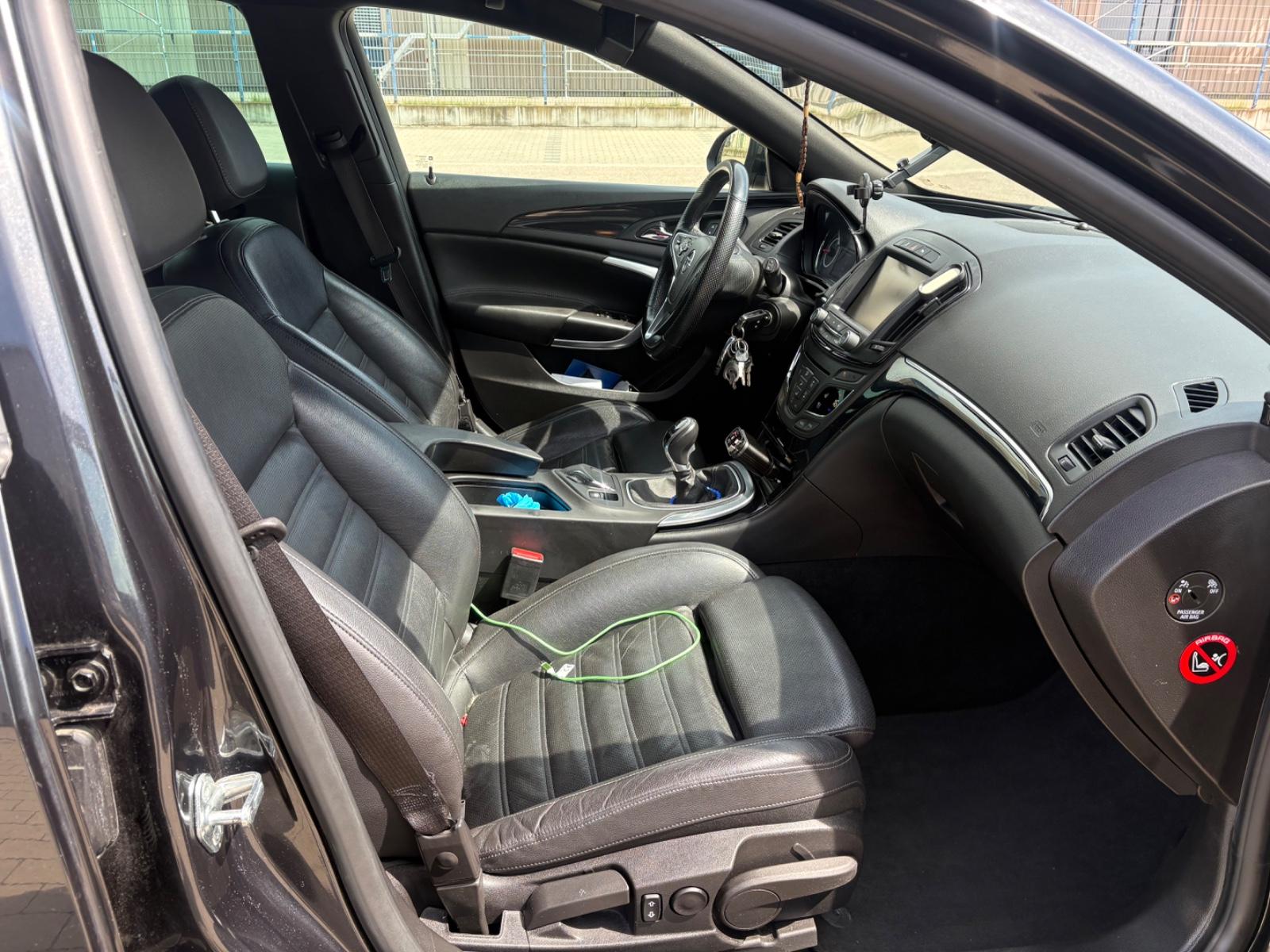 Opel Insignia ST 2.0 CDTI ecoFL. Business Ed 103k...