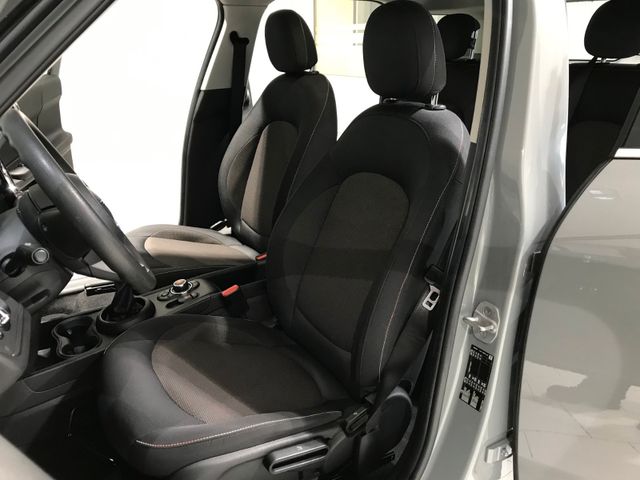MINI Cooper Countryman 1.5 BLUET KLIMA NAVI PDC SHZ