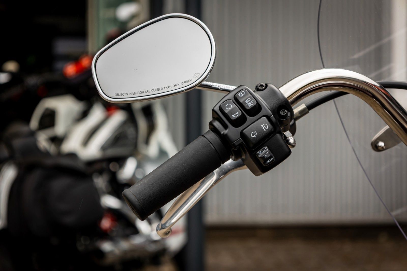 Fahrzeugabbildung Harley-Davidson Softail Heritage FLHCS 114 CUI -NEUWERTIG -