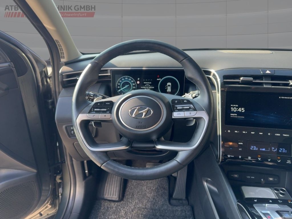 Fahrzeugabbildung Hyundai Tucson AHK  Automatik Hybrid, Allwetterreifen
