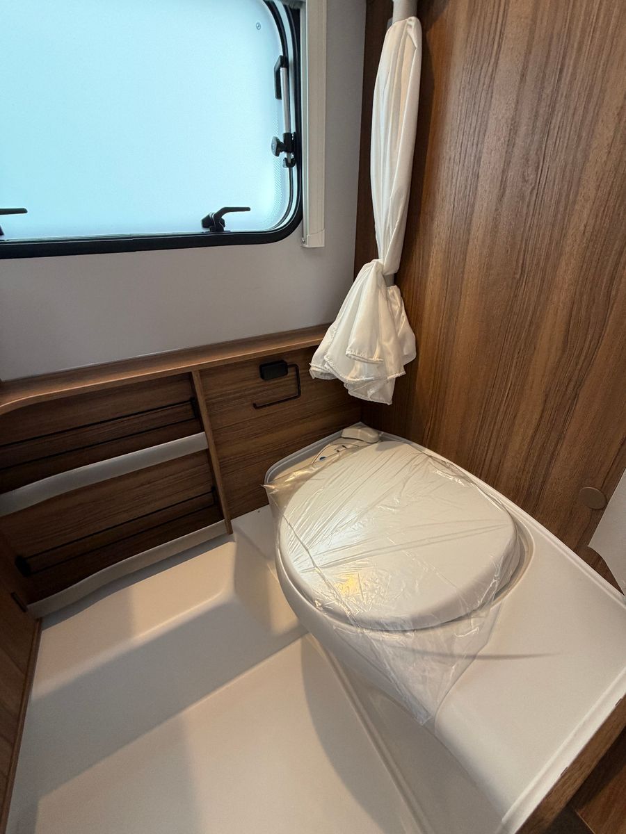 Fahrzeugabbildung HYMER / ERIBA / HYMERCAR Touring 430 - 7.249€ Sparen!