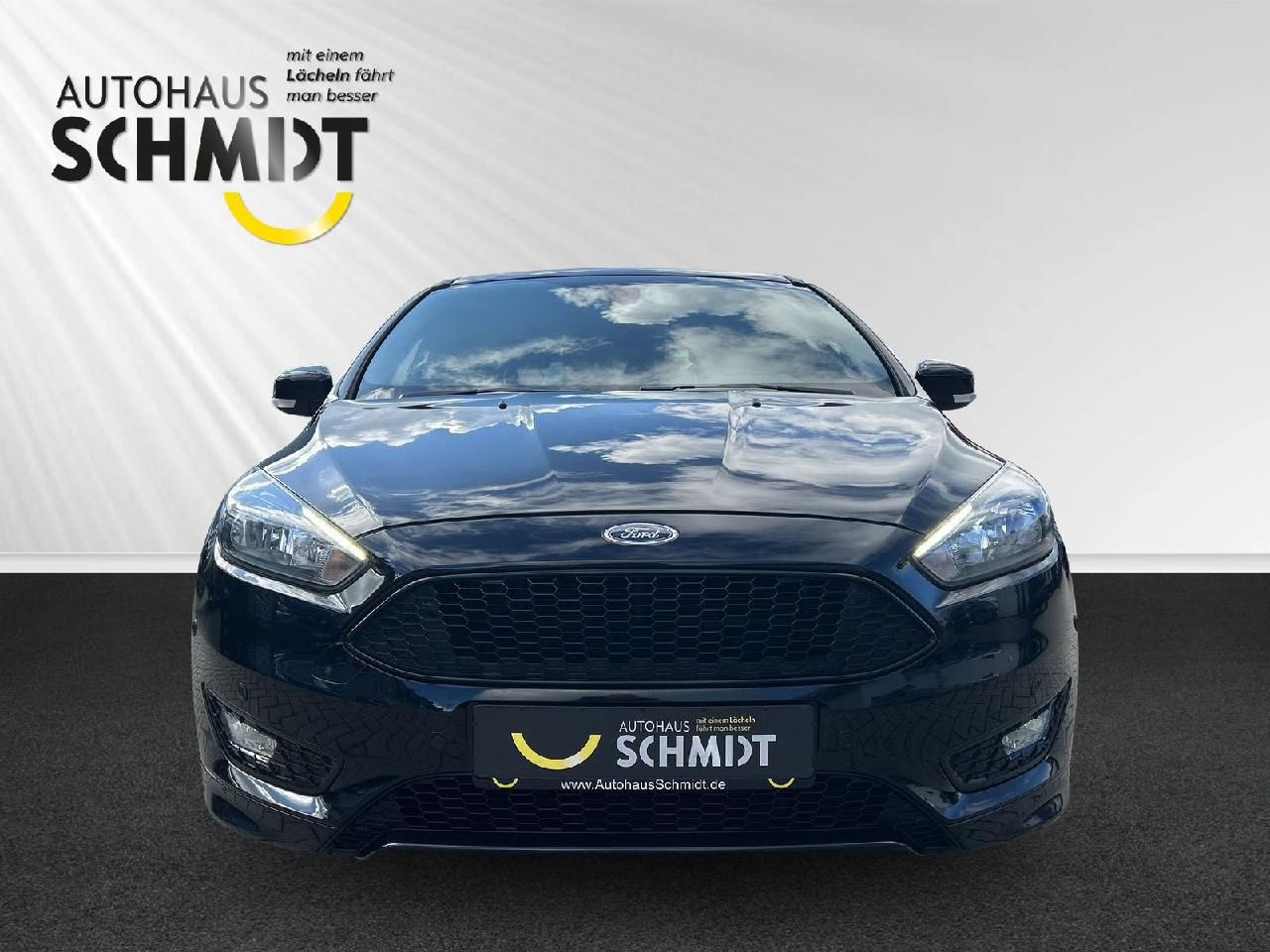 Fahrzeugabbildung Ford Focus Lim. 1,0 ST-Line