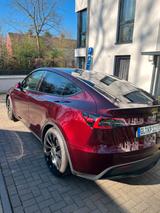 Tesla Model Y Performance Dual Motor AWD Performance - Tesla Model Y in Köln
