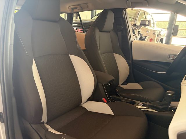 Corolla TS 1,8 Heller Innenraum Hybrid