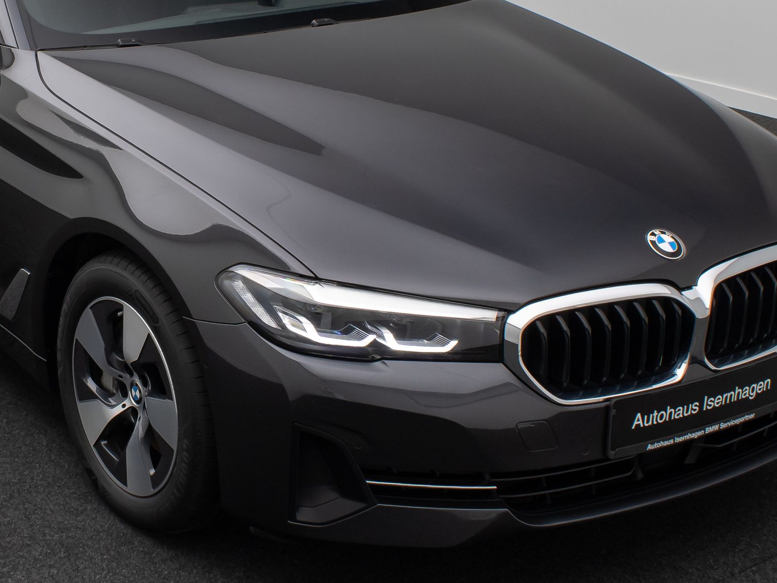 Fahrzeugabbildung BMW 530d xD ACC Alarm DAB Kamera 4xKlima Leder Sport