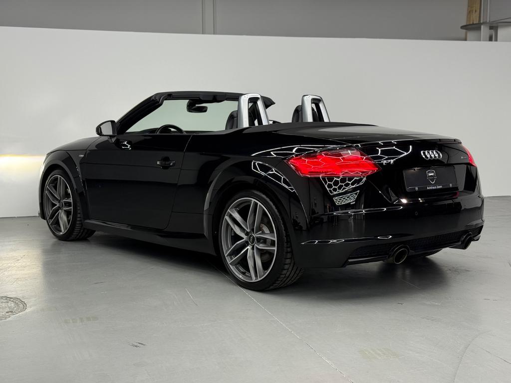 Audi TT Roadster 2.0 TFSI quattro S Line, Foto 13 von 49