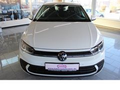 Fahrzeugabbildung Volkswagen Polo Life,4x Einparkhilfe,Leichtmetallräder,Navi