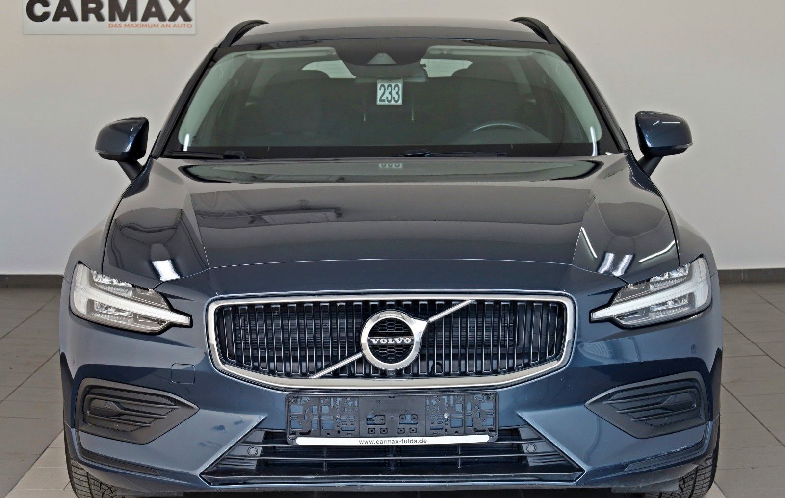 Fahrzeugabbildung Volvo V60 Momentum Core,Navi,LED,DAB,PDC,AHK